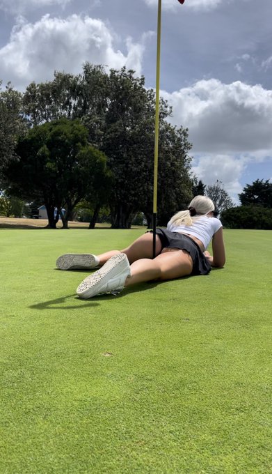 Hole in one? ⛳️ https://t.co/DjXdCHyu2E