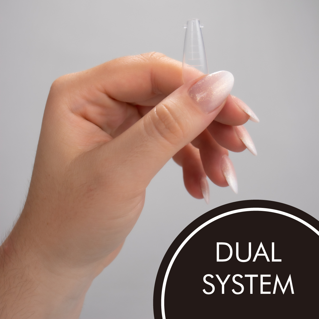 ThuyaPL's tweet image. Dual System es un sistema de esculpido de uñas con menos tiempo de aplicación y un limado más corto y rápido. Ideal para aquellos profesionales que quieren ofrecer un servicio más ágil ahorrando tiempo, limado y producto. 
⁣
#dualsystem #sistemadual #uñasesculpidas #uñas #nails
