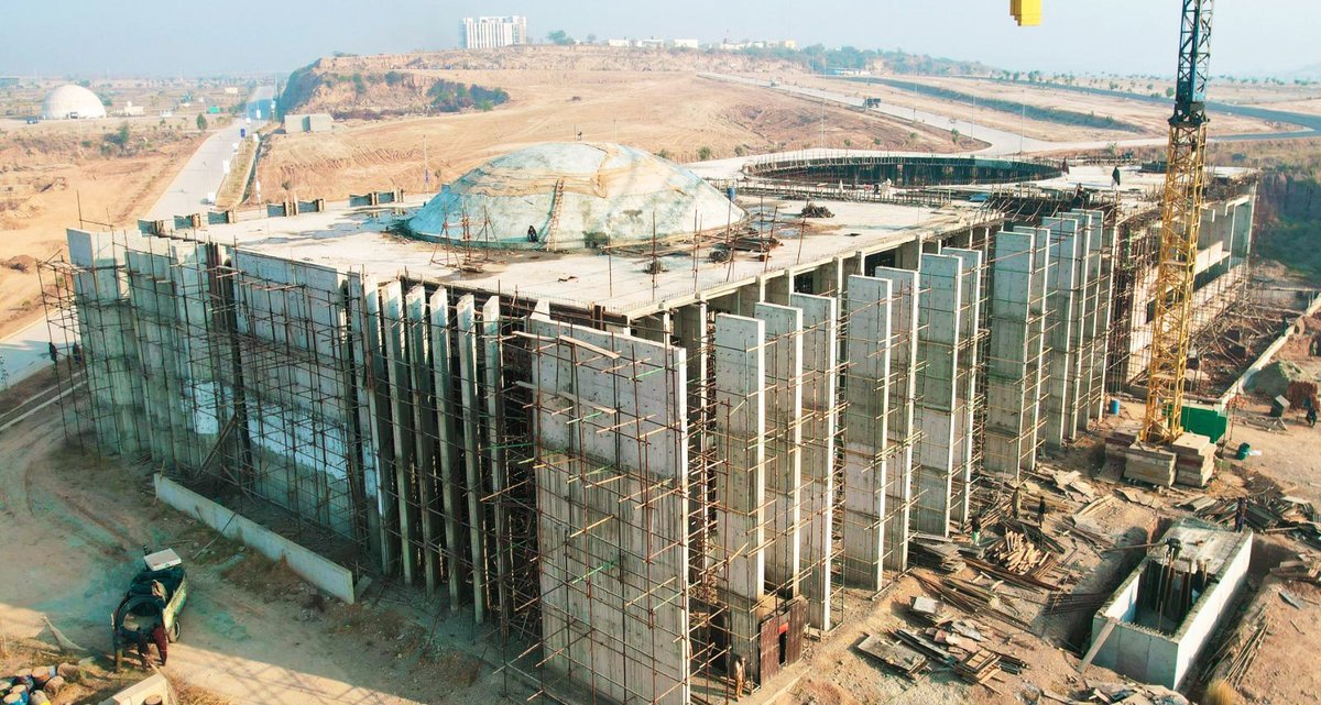 DSAarchitects's tweet photo. Check out the #construction progress of Jamia Mosque designed by #DSA, located in #CapitalSmartCity in #Islamabad, the first ever #smartcity in #Pakistan & a model for sustainable development.
#DSAProjectProgress
Site photo credits:
@smartcitypk1 website https://t.co/pj5xY84Rwj