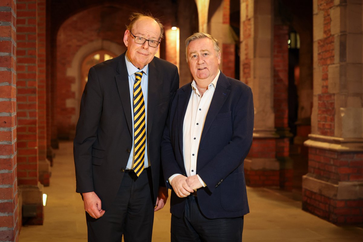 Fantastic night with Team UTV colleagues as these political giants, former UTV political editor Ken Reid (left) and ex-BBC political ed Stephen Grimason were honoured by Queen's University with Chancellor's Medals for their contribution to political journalism here. @UTVNews