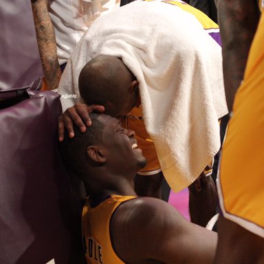 "Keep your spirits up."
  ––  Kobe Bryant to Julius Randle when Randle broke his leg in his NBA debut.

19 years old. 14 minutes of NBA ball. Out for season.

Randle: "The biggest person to help get me through was Kobe, by far."

RIP Kobe &amp; Gigi
