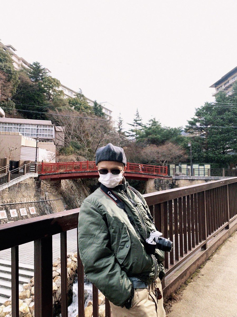 #throwback

2023 was a year filled with cherished memories for me. As we step into 2024, my wish is to create more lasting and favorable moments. I aim to grow more for TREASURE and Teume. 🩵