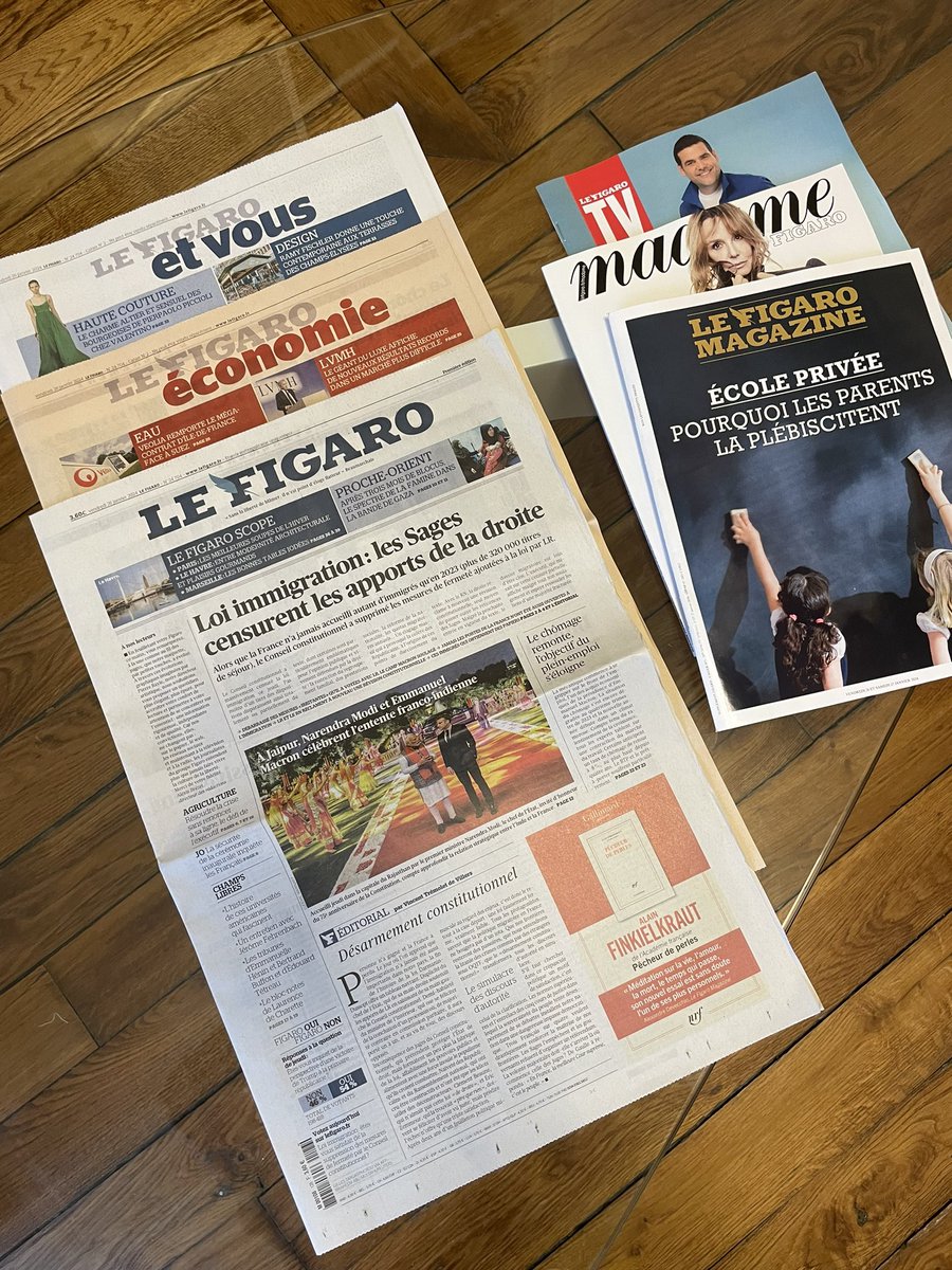 À l’aube de son bicentenaire, Le Figaro s’ouvre aujourd’hui sur une nouvelle page : avec une maquette plus épurée -et donc plus élégante!-, votre journal fait davantage de place au texte et aux photos... Donc à l’information ! Bonne lecture ☕️🗞️