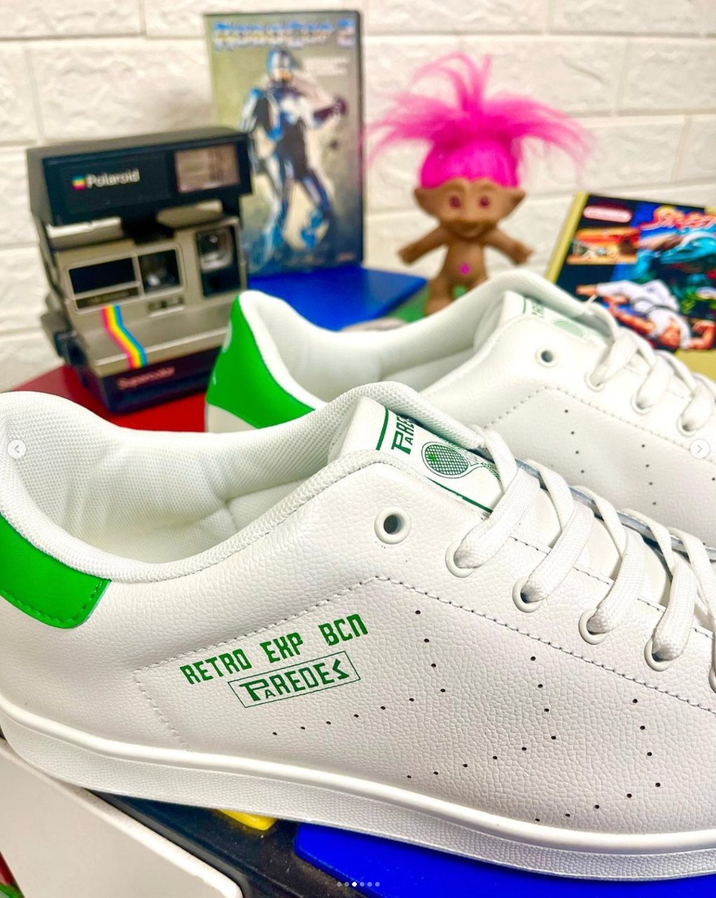 Zapatillas paredes blancas outlet