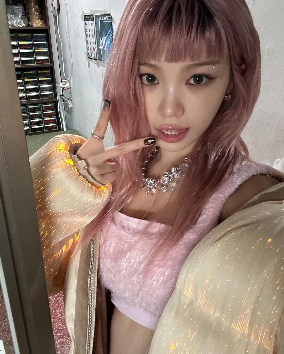 chaewon instagram update