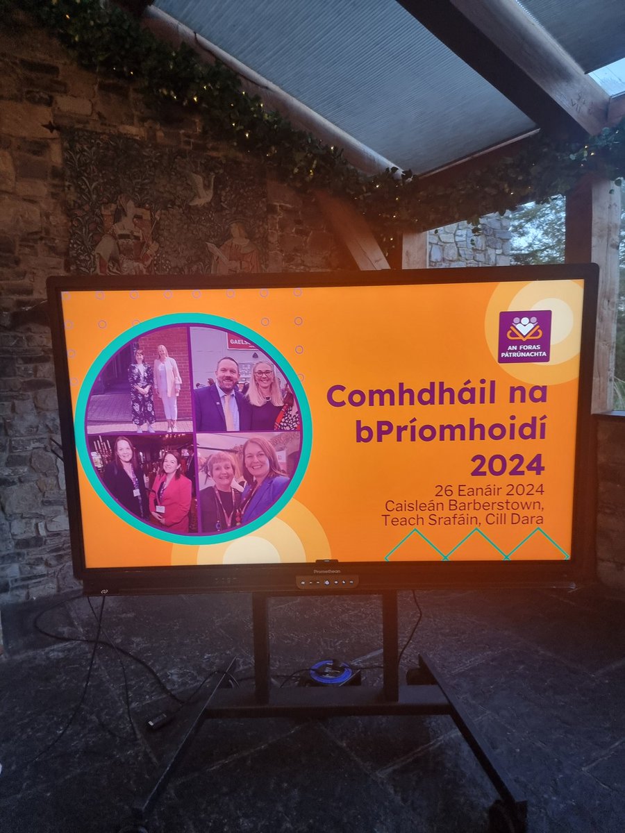 Tús curtha le Comhdháil na bPriomhoidí anois! #ComhdháilAFP @CoggOid @Gaeloid