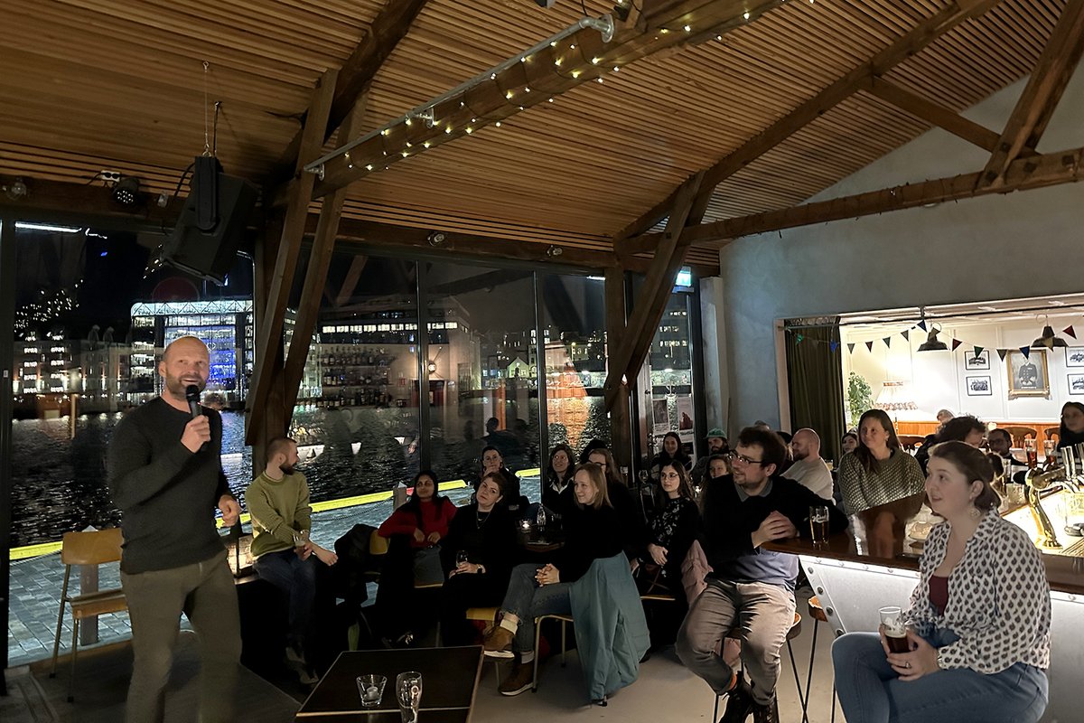 Michael Sars Centre (@msarscentre) on Twitter photo We had a wonderful crowd at Ocean Science Bar last night listening to <a href="/Ruth_Styfhals/">Ruth Styfhals</a> and <a href="/Alexandre4_Jan/">Alexandre Jan</a> present the beauty of the #ctenophore or 'comb jellies' and how the very first nervous system evolved! Thanks to Statsraaden Bar and all those who came to be with us.🙏
<a href="/UiB/">Universitetet i Bergen</a> We had a wonderful crowd at Ocean Science Bar last night listening to <a href="/Ruth_Styfhals/">Ruth Styfhals</a> and <a href="/Alexandre4_Jan/">Alexandre Jan</a> present the beauty of the #ctenophore or 'comb jellies' and how the very first nervous system evolved! Thanks to Statsraaden Bar and all those who came to be with us.🙏
<a href="/UiB/">Universitetet i Bergen</a>