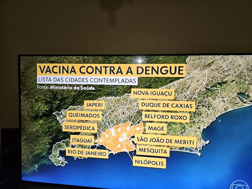celiolupparelli's tweet photo. Vacina contra dengue.  Público alvo : crianças e adolescentes de 10 a 14 anos. São 12 as cidades onde se iniciarão as aplicações ( veja no mapa) .  A Secretaria Estadual ainda vai publicar a data de início. https://t.co/XRdjTwaS8L