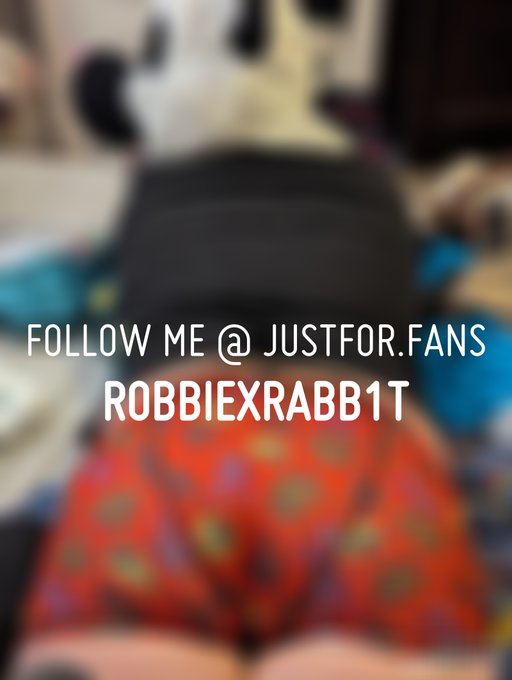 Some recent shots of Luke/Astro showing off~ who wants to breed him?...  See this and more at: https://t<a href="/tag/umbreon"class="tags"><span>#umbreon</span></a><a href="/tag/scenekid"class="tags"><span>#scenekid</span></a><a href="/tag/femboy"class="tags"><span>#femboy</span></a>