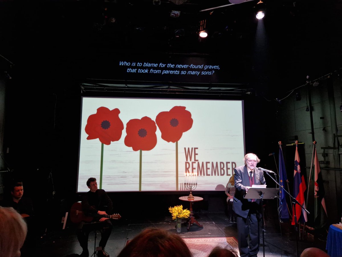 Ob mednarodnem dnevu spomina na žrtve holokavsta  se je 🇫🇷 veleposlanica Florence Lévy v <a href="/Miniteater/">Mini Teater</a>  udeležila osrednje spominske slovesnosti v organizaciji Judovskega kulturnega centra 🇸🇮, posvečene vsem žrtvam vojn po svetu🌍🕯️