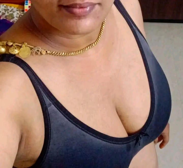 anu2030anu's tweet photo. முன்னால் காதலியின் காம விருந்து ஊம்புவதில் கெட்டிகாரி ஓப்பதில் ஓசாமபில்லெடன்...😅😅 https://t.co/MgjxGSezAZ