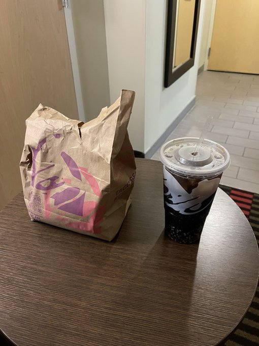 First night in Vegas, let&rsquo;s fucking party! https://t.co/0yQOgbuLbo<a href="/tag/stripchat"class="tags"><span>#stripchat</span></a><a href="/tag/stripchatlive"class="tags"><span>#stripchatlive</span></a>