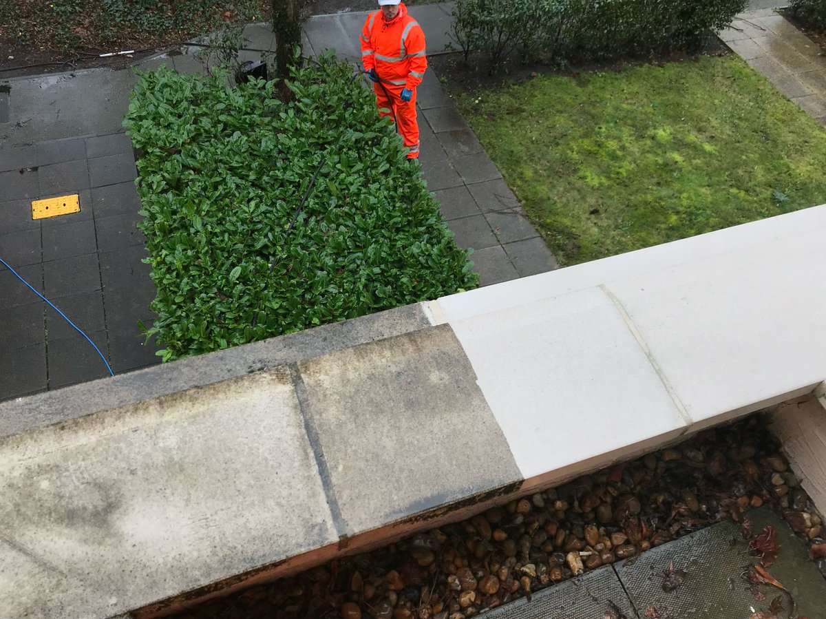 simplecleanuk's tweet photo. 👍The Simple Clean team💨 steam cleaning stonework around this estate, returning it to an immaculate ✅ condition. ℹ️ For more information on all our services 📲 020 8916 2237 #simpleclean #commercial #property #landlords #building #flats #officespace #roof #guttercleaning https://t.co/TLK3U9wtud