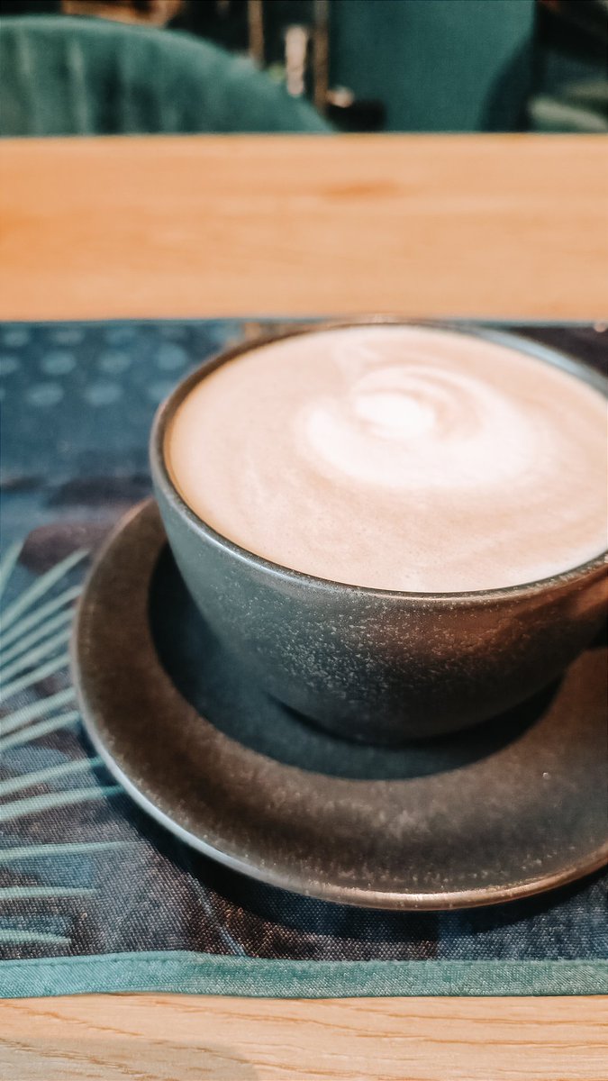 Kaja Kallas is very good at foreign policy but not so good at internal matters. She loves to show off our PISA test results but when it comes to paying the teachers for making it happen, she can't find 10 million 💶🤷‍♀️
The teachers have been on a strike since monday. Maybe pull