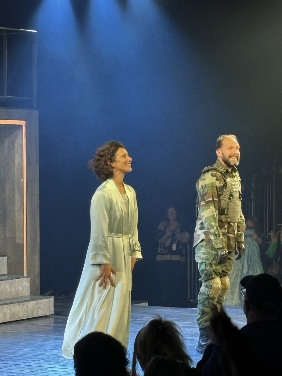 nazipova's tweet photo. Last night #macbeth @HighlandCentre was wonderful. #ralphfinnes & #indiravarma - very powerful performance. https://t.co/nQdHtv1AKP