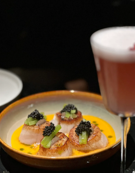 The food and environment are great. I love Scallop😍 every time I go there, I meet someone who has a birthday here