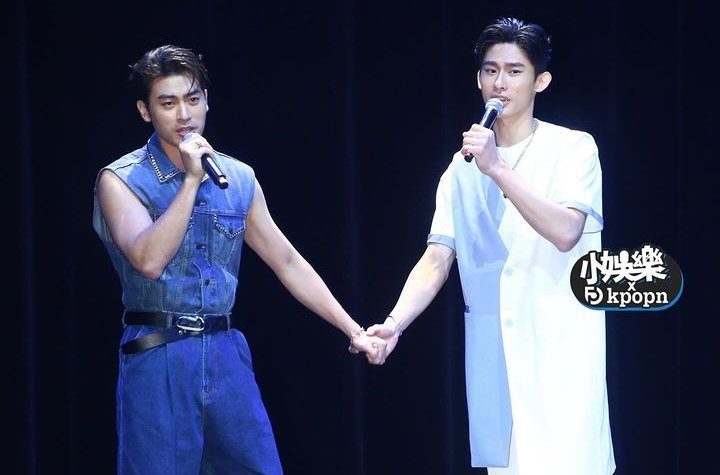 Ranna_3104's tweet photo. OTP đáng yêu của tôi😚💕
Cre on pic.

#BestLoveConcertInTaipei
#林毓桐 #徐愷 #白范cp
#TaroLin #Kaihsu #TaroKai
#KisekiDearToMe #KISEKI https://t.co/aOteUR3Fcy
