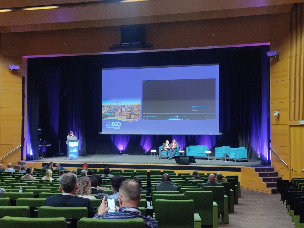 LPrietoMatienzo's tweet photo. Starting stone disease expert conference 2024 @Uroweb https://t.co/lIjzGK284e