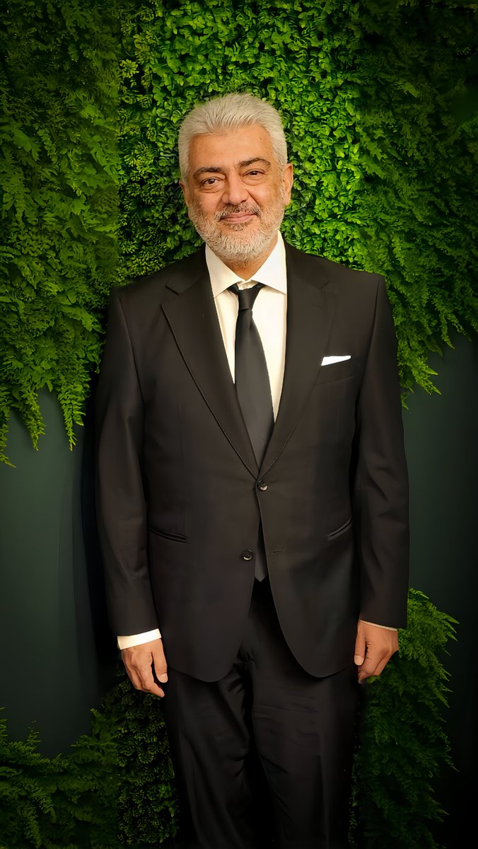 prakashpins's tweet photo. Just try an Extended Image ❤️

A perfect blend of style and sophistication💫
#AjithKumar #GenerativeAI https://t.co/2uzR2YgLmj