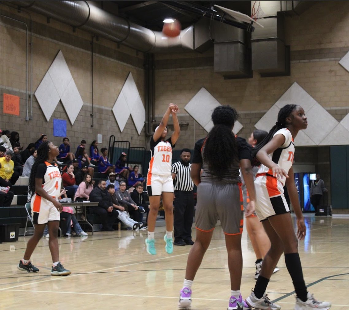 Congratulations to our girls and boys basketball teams for their win this past Wednesday. They are off to a good start, watch out we are coming!!!!! #rialtomiddleschool #integrityanddetermination