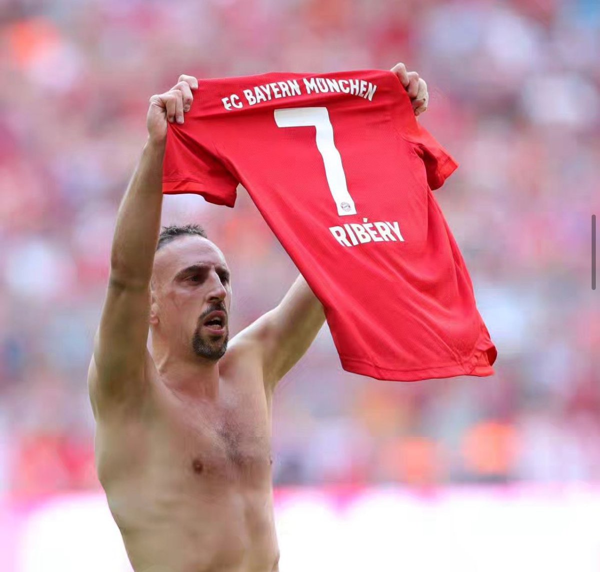Franck Ribery: “Bayern, Türkiye’nin en iyi oyuncusunu transfer etti. 100M€ gibi bir gelir elde edebilirler. Boey Çok atletik ve güçlü bir sağ bek.”