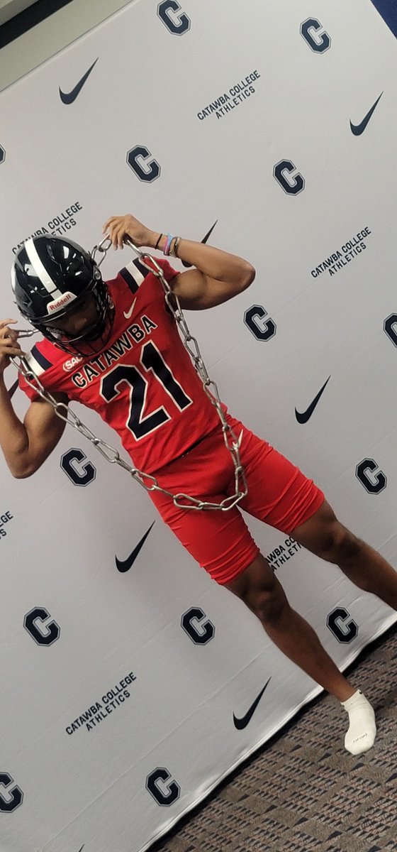 SeanADavis21's tweet photo. Had a great visit at Catawba college. Thank you to the staff for having me.
@tyhaines16 @Coach_Overman @CoachLeeBax @CoachVellucci @CatawbaFootball https://t.co/D5mG2YjK6r
