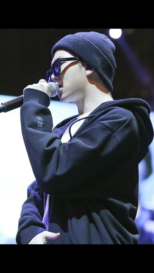 joonationfb's tweet image. Comparte un mensaje para Namjoon usando la etiqueta, # → ↓ #500DaysTillJooniverse 

#Namjoon no olvides sonreír, estaremos esperándote, mantenerse saludable por favor.🫂💕

#RM #방탄소년단RM #김남준