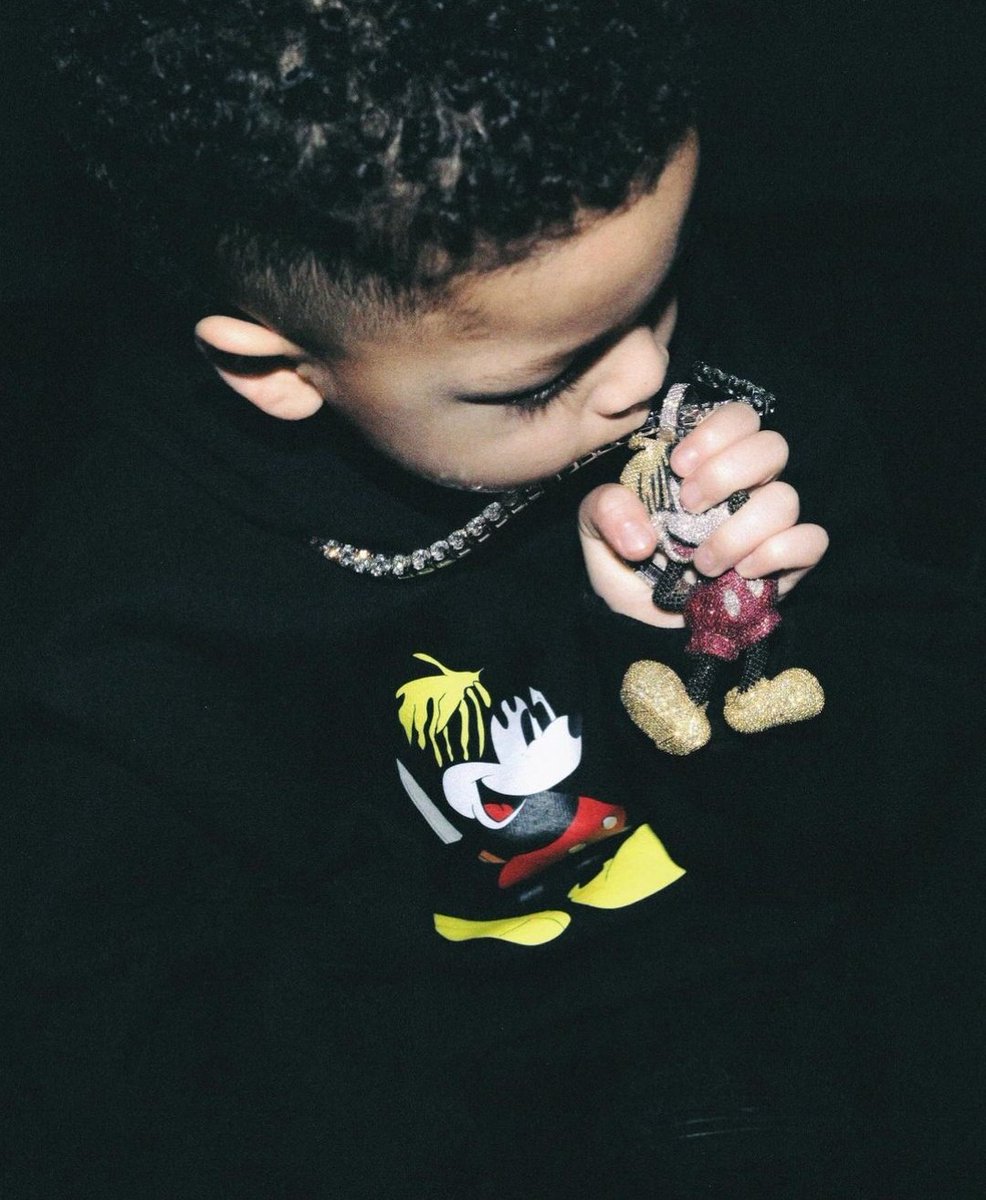 atiofficial_'s tweet photo. XXXTentacion's son Gekyume turned 5 today

Happy birthday to him ❤️ https://t.co/vXZGXXkyb6