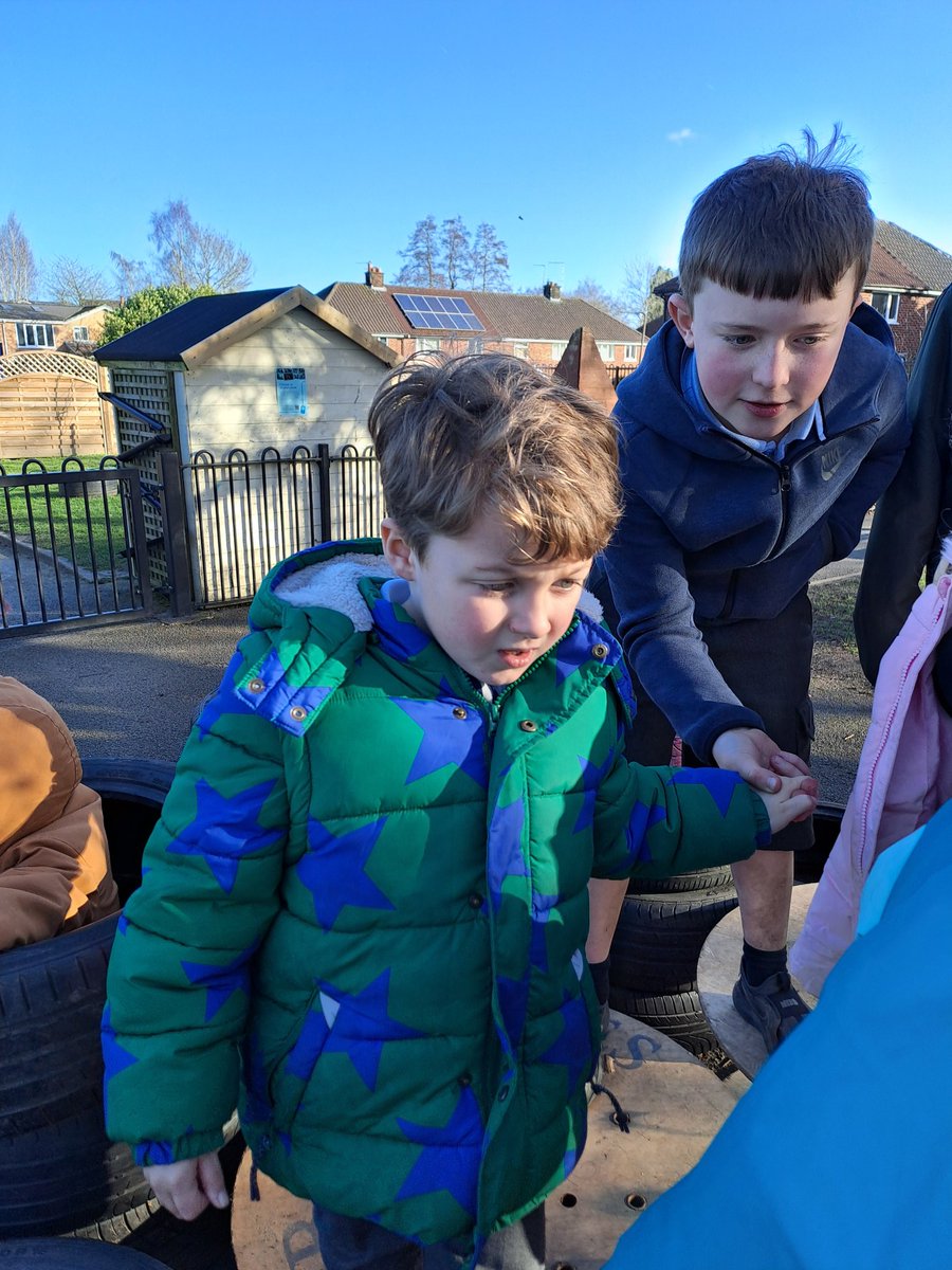 ComberbachMrDN's tweet photo. Children all across school have been enjoying Opal play today. #Comberbach #opalplay https://t.co/UkYyf5mUFw