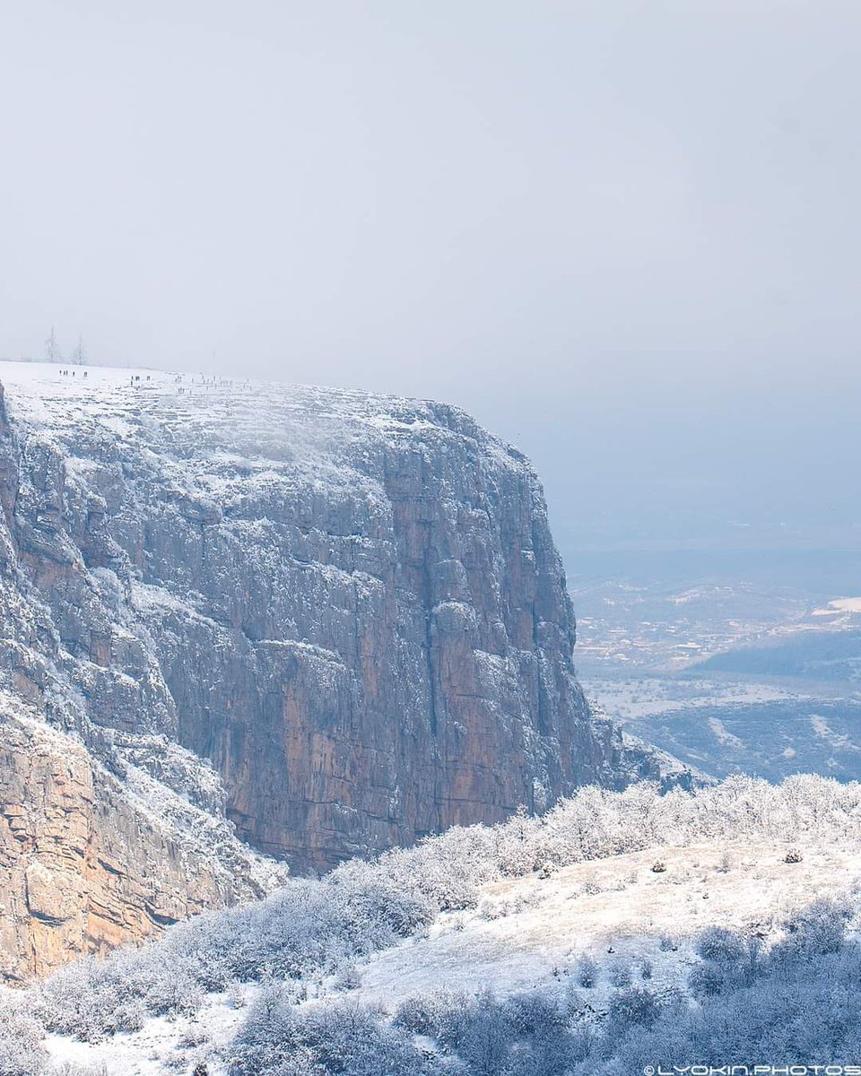 KonulikShahin's tweet photo. Winter in Shusha ❄️

#Azerbaijan https://t.co/FIx3PrdVui