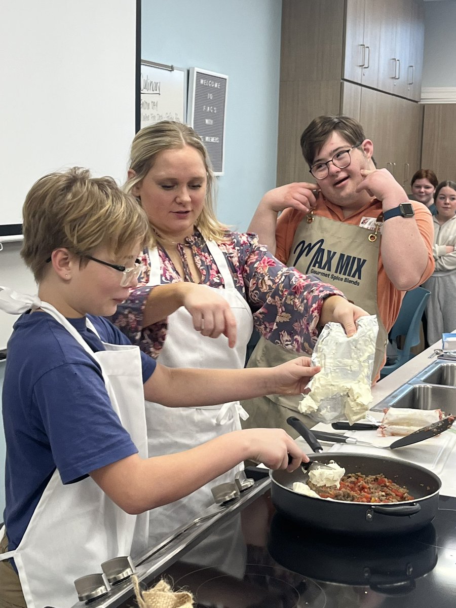 Meghan Williams tweet media