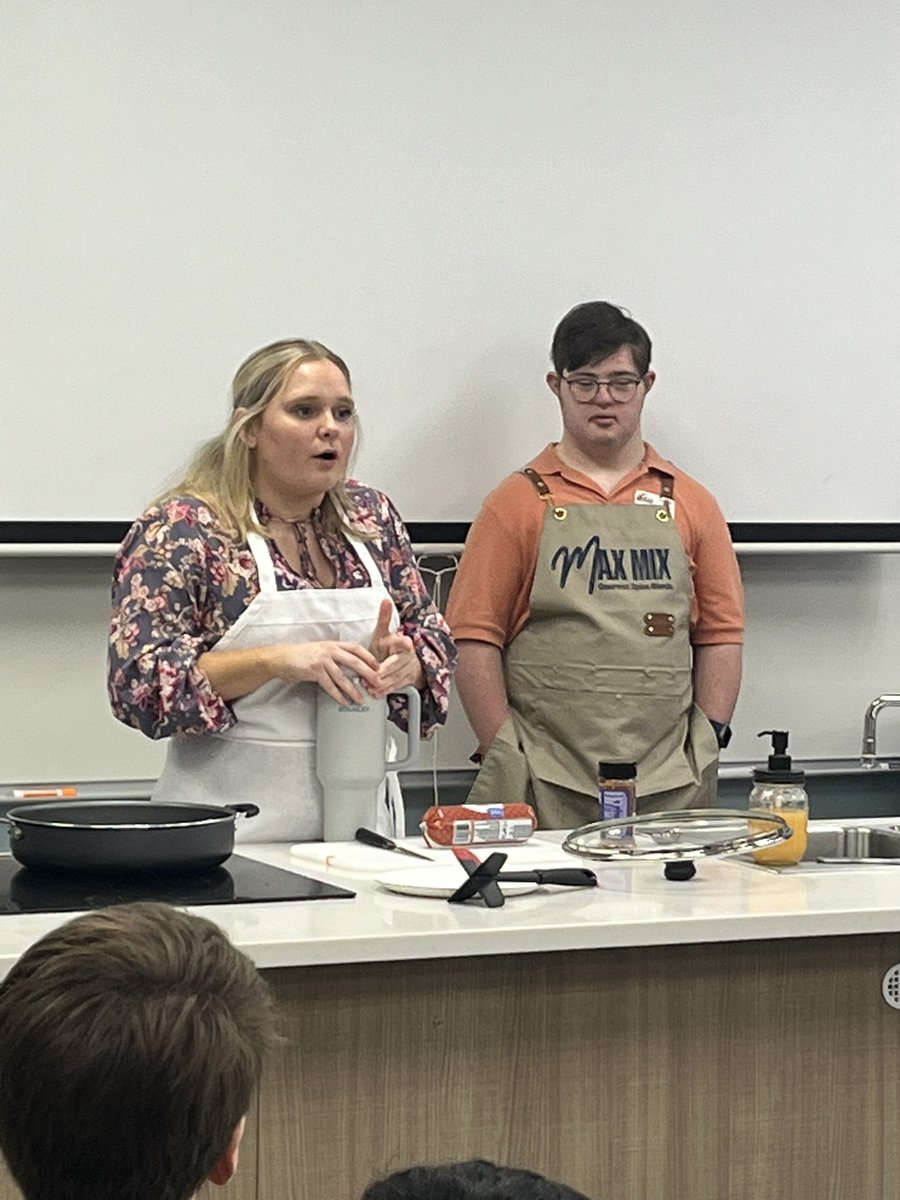 Meghan Williams tweet media