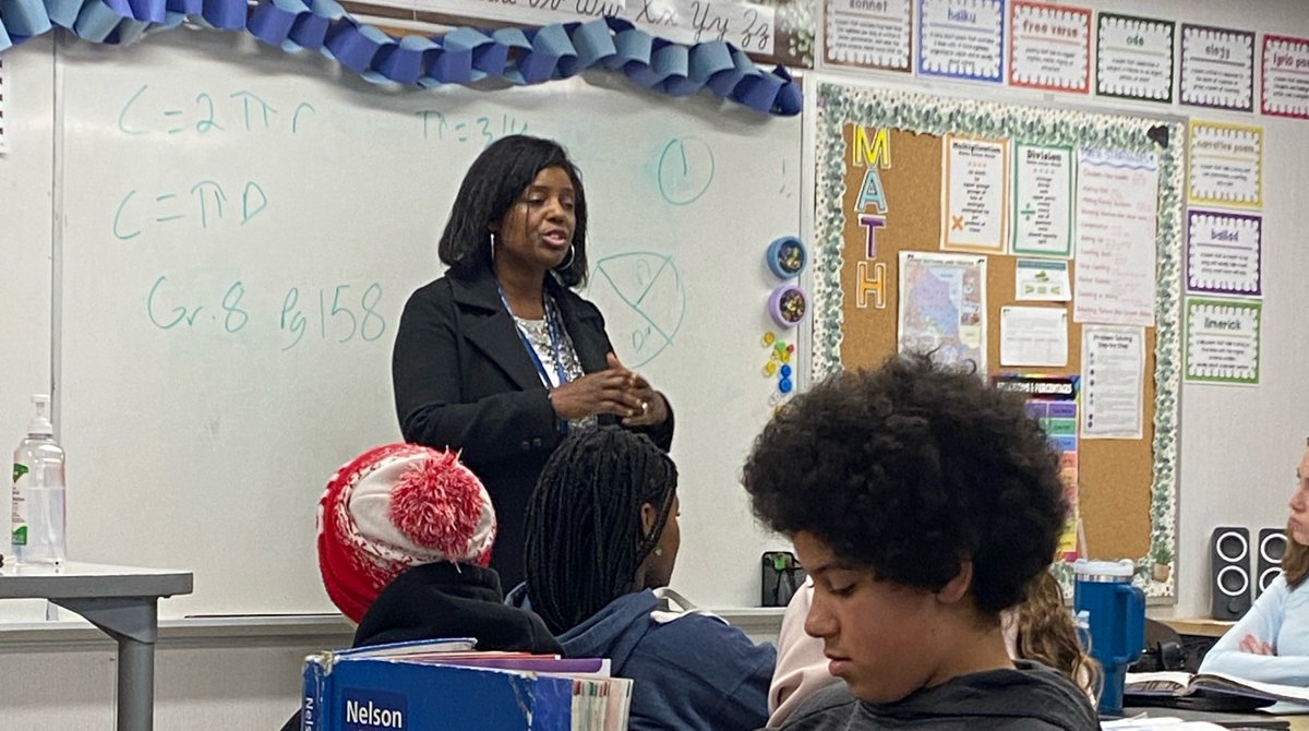 Thanks to Principal Crosby from <a href="/MCVITweets/">R.S. McLaughlin CVI</a> for taking the time to visit Waverly and connect with our Intermediate students. 
We appreciate you valuing the partnership between our school communities.