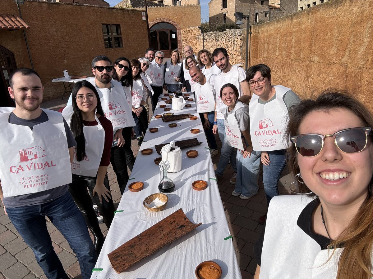 CromaUrv's tweet photo. We finish this meeting with a SPME-arrow with immersion technique typical from Catalonia, a "calçotada" https://t.co/YZkRo5rscQ
