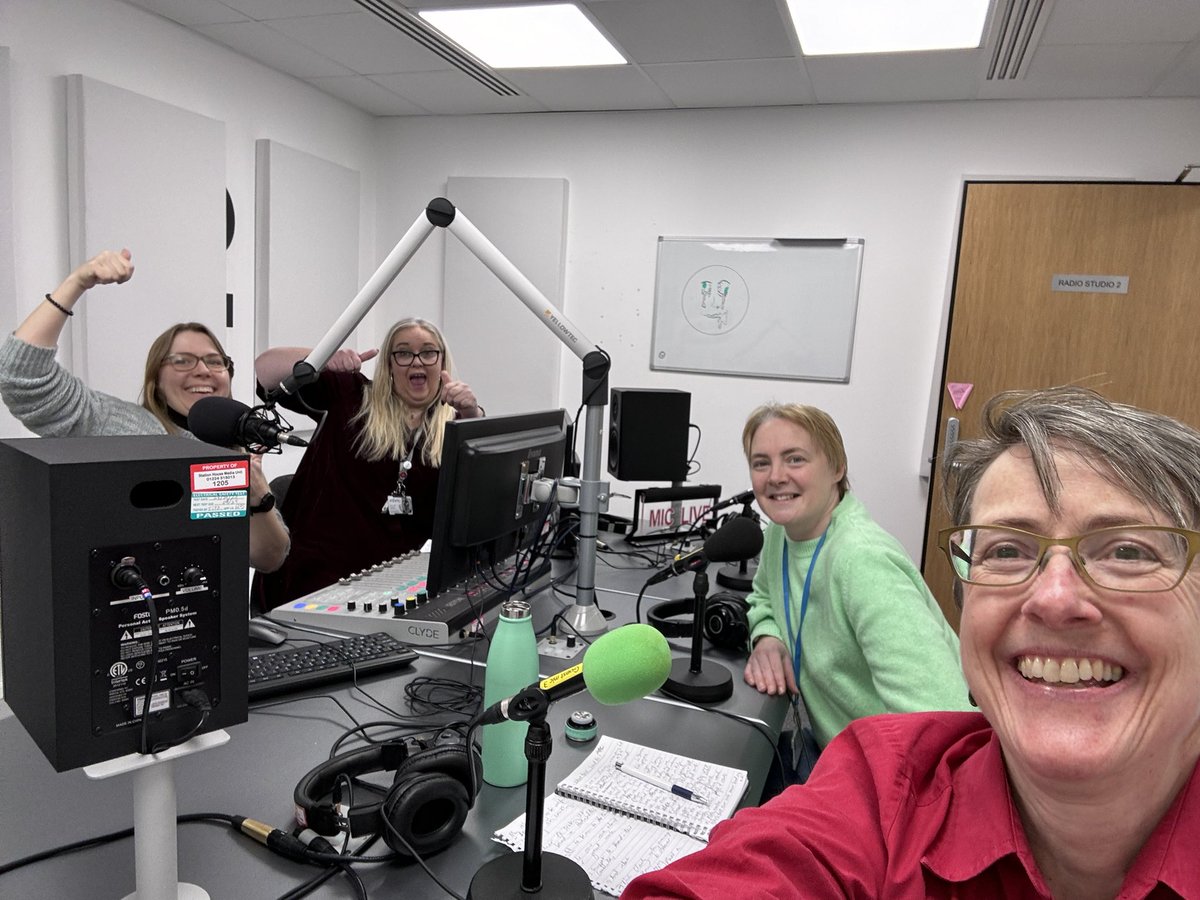 What a fab session at #SHMU radio! We (@leadscot_tweet) recorded a show about employability which will air on Monday at 1pm. Thank you so much to the kind staff and volunteers at SMHU for making us feel welcome & for putting us at ease. #BecauseOfCLD #Learning #Employability