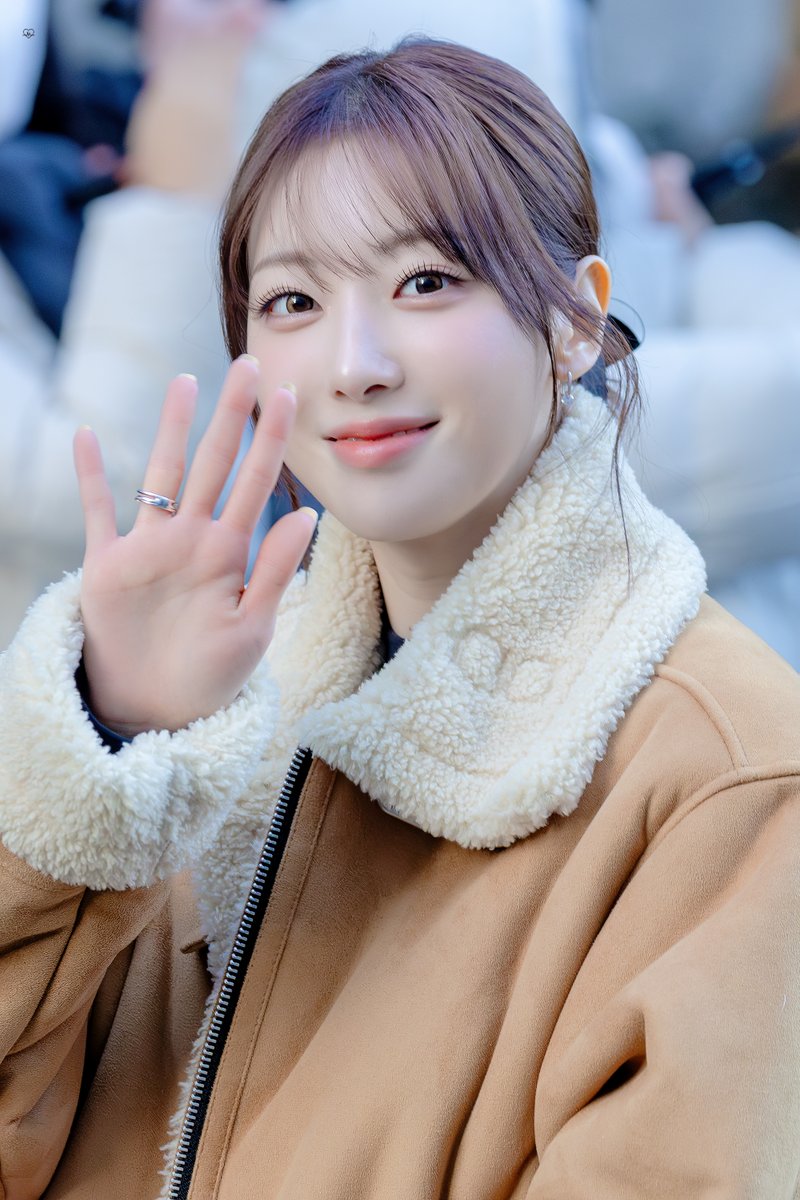 cpr0221's tweet photo. 240126
#H1KEY #하이키 #RIINA #리이나 https://t.co/shdO2C3XfS