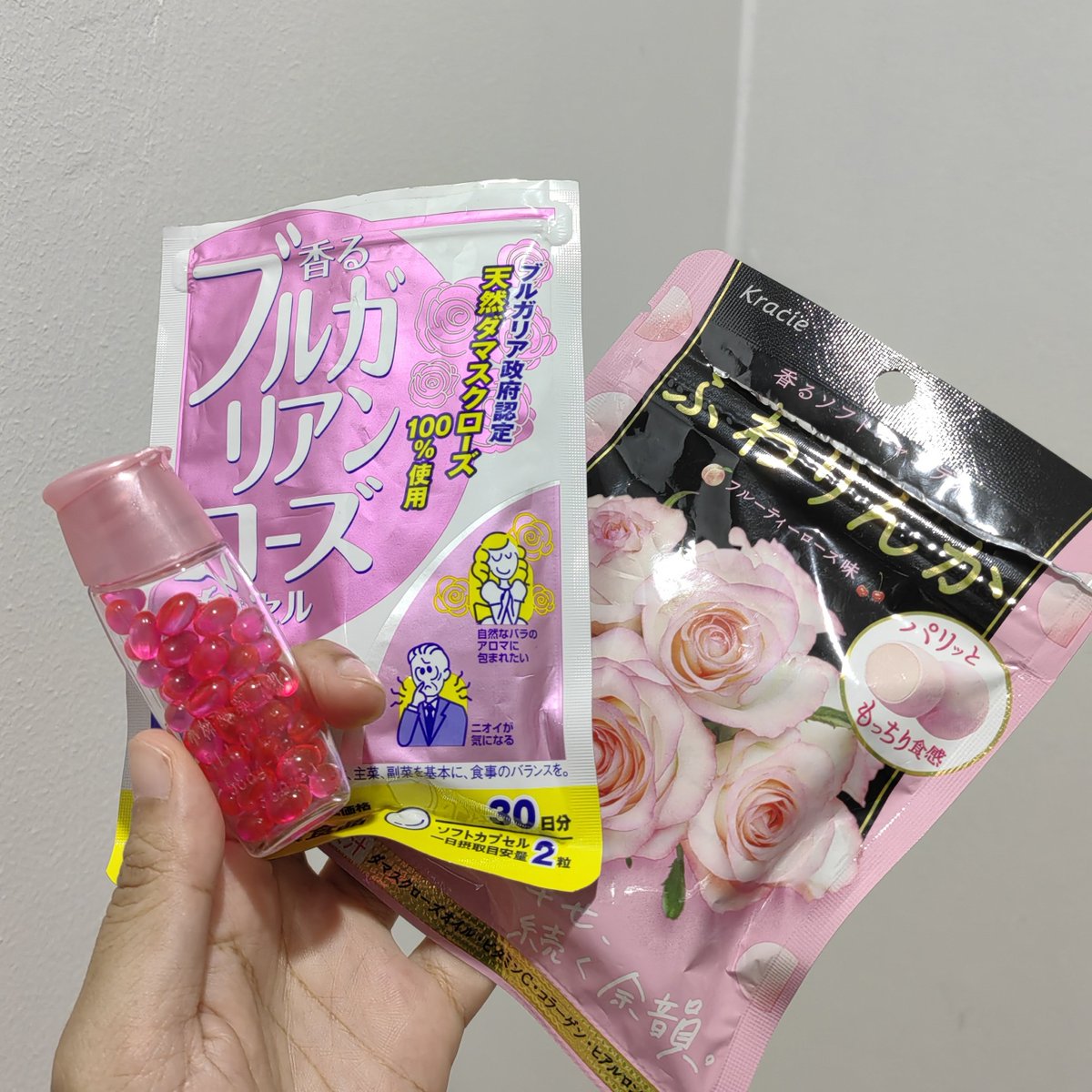 มาจ้าาา ขอเปิดโพยตัวหอมมหน่อย แบบหอมจริง ไม่จกตา ต่อเนื่อง 7 วันตัวหอมมมาก ลมหายใจสดชื่นน ทุกสิ่งกุหลาบออกมาเลยย กรี๊ดดด