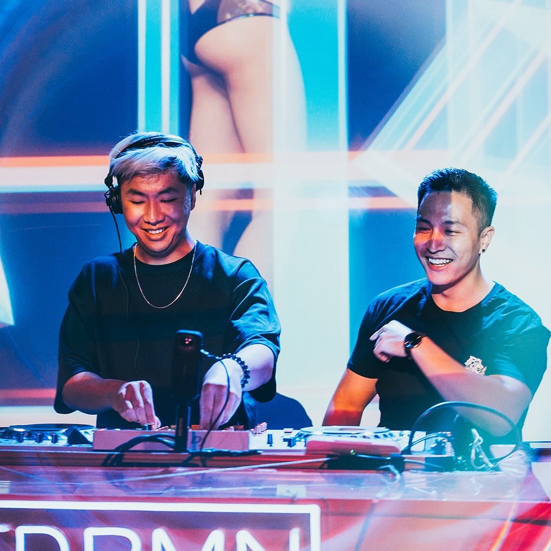 JSTDRMN_'s tweet photo. 🤩 An Euphoric doof doof with KUROTEK (@soliek_ and Dennis Trvn) 🙌🔥

👉 See them at Forbidden City on Feb 10!

🖇️ https://t.co/u2EZODwIRg https://t.co/UX7JK2wkME