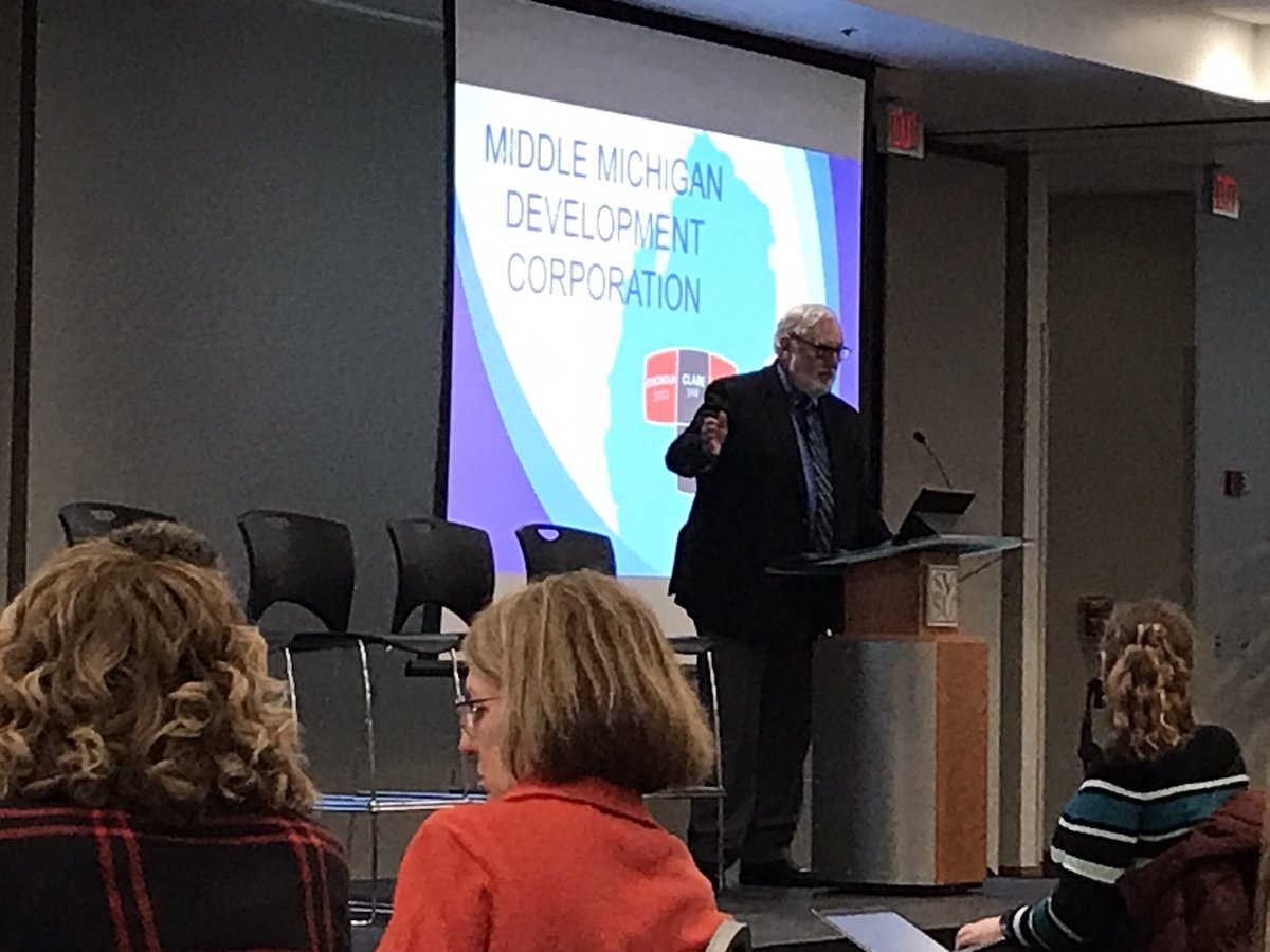 ChuckMICATeam's tweet photo. Some great presentations at the Great Lakes Bay Region Workforce Housing Summit. Amazing to see such local collaboration. @MiPlaceNews @MEDC @SVSU @MSHDA @SaginawFuture @MMLFoundation https://t.co/nhuv1a6ATA