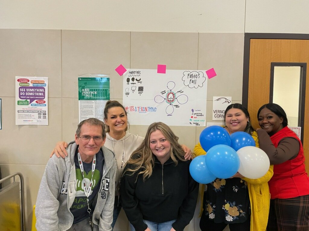 villa_sci's tweet image. Such a fun activity with my science team! Thanks to @CokerPutman13 for making PD so engaging. I felt like one of my students. #ItsATexanThing #IrvingISDScience #HoustonScience