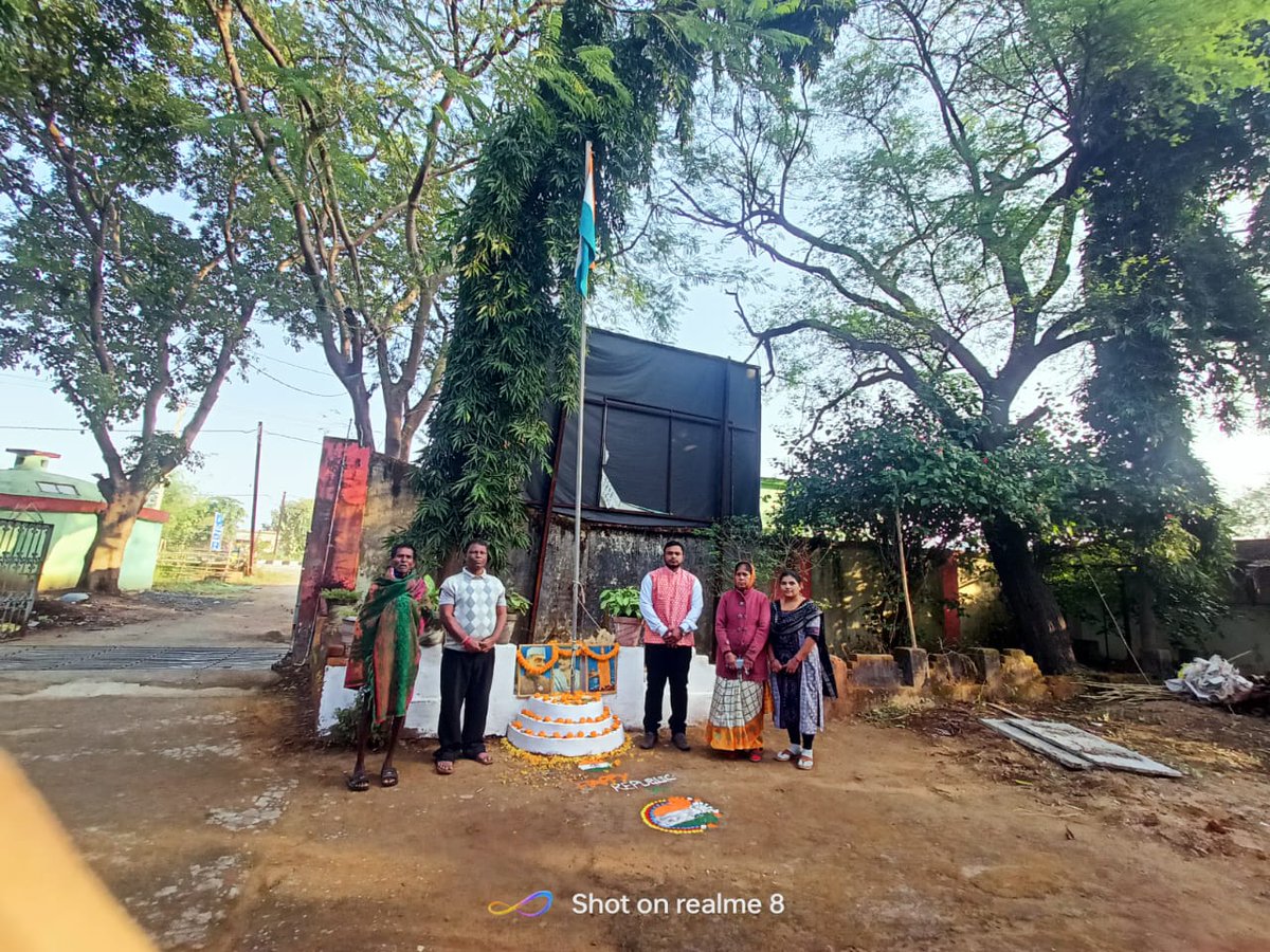 jitendra_AAO's tweet photo. Flag hoisting in office premise🇮🇳
#RepublicDay https://t.co/KaovWdpVVn