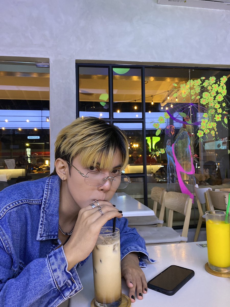 kyle brianne 💫 (@kalidiza) on Twitter photo 