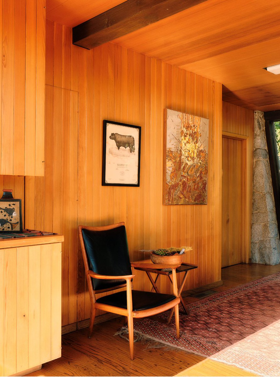 Japanese Minimalism meets Midcentury Farmhouse

—Wyle House (1961), by John Rex Architect. Madera County, California.