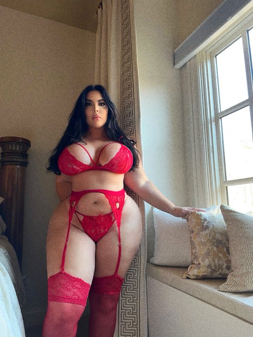 My milkshake brings .. https://t.co/03EAmLFOfq