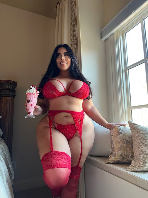 My milkshake brings .. https://t.co/03EAmLFOfq