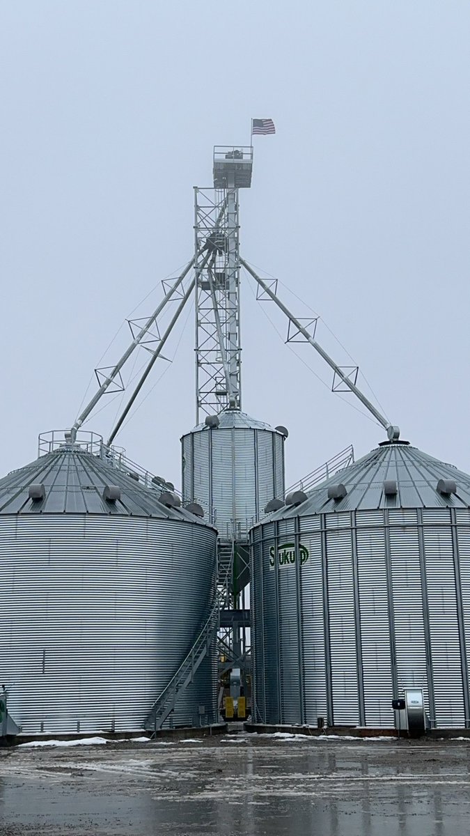 Our new flag pole also doubles as a grain leg 🇺🇸🇺🇸🇺🇸