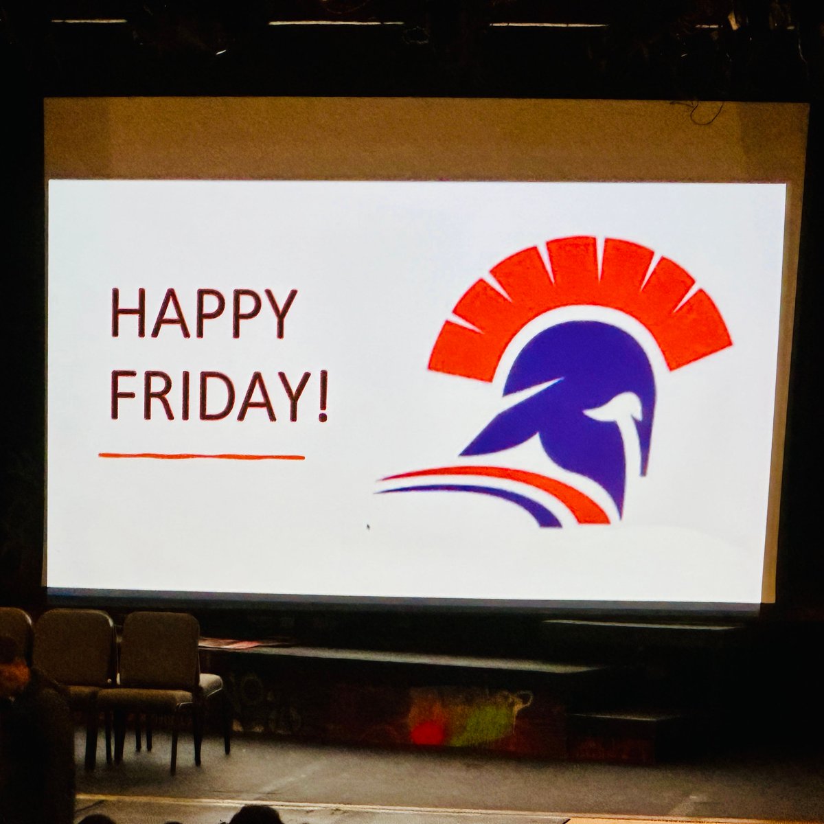 lawrenceacademy's tweet photo. #HappyFriday #GoLASpartans! #TodayAtLA, the on-campus community was greeted by words of encouragement as they entered the RMPAC on a rainy day in #GrotonMA.
#Friyay
#TGIF
#FridayFeeling 
And after classes and commitments:
#WeekendVibes
#PizzaNight
#BookwormWeekend https://t.co/HhjJ8Y4gKJ