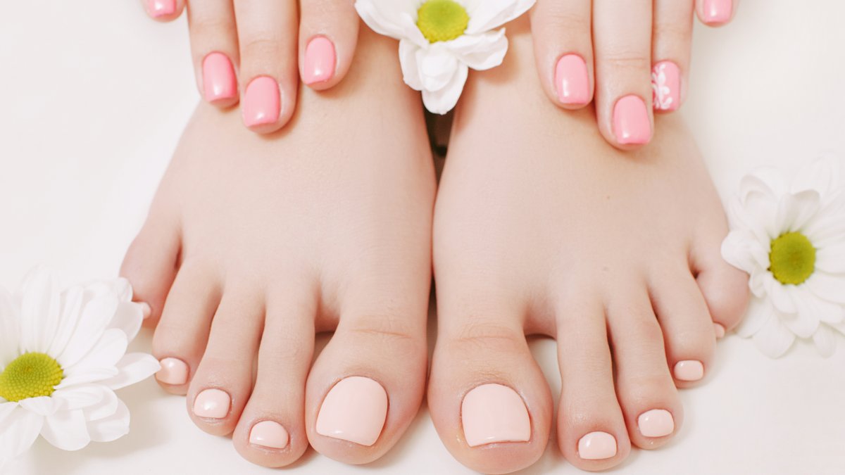 Poshmanipedi's tweet photo. Japanese Rose Garden Text: 6104462128 to schedule an appointment #havertown #havertownlife #mainline #delawarecountypa #delco #delawarecounty #philly #poshmanipedi #naturalnails #gel #dip #lashes #hardwax #reflexology https://t.co/MeRKcWyLOv