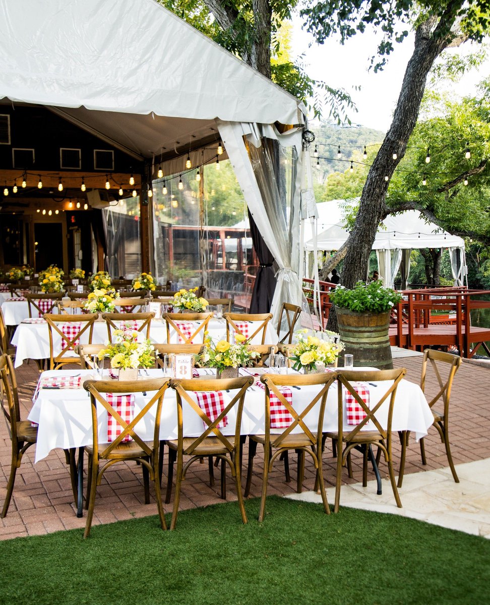 coryryanphoto's tweet photo. Check out this unforgettable Texan rehearsal dinner out-of-town guests to the iconic charm of Austin! We love the chance to get to know your family and friends before the big day, so don't hesitate to get us booked for your rehearsal dinner AND wedding!!! https://t.co/cdE1AIA4nE