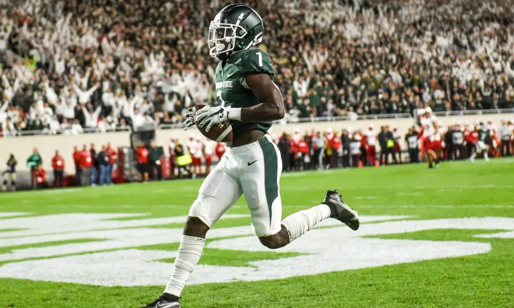 ✞ Blessed to receive an offer from Michigan State University..💚#AGTG @KbTheStable @Coach_Smith @AllenTrieu @RisingStars6